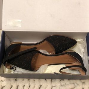 Adorable floral pattern sandals